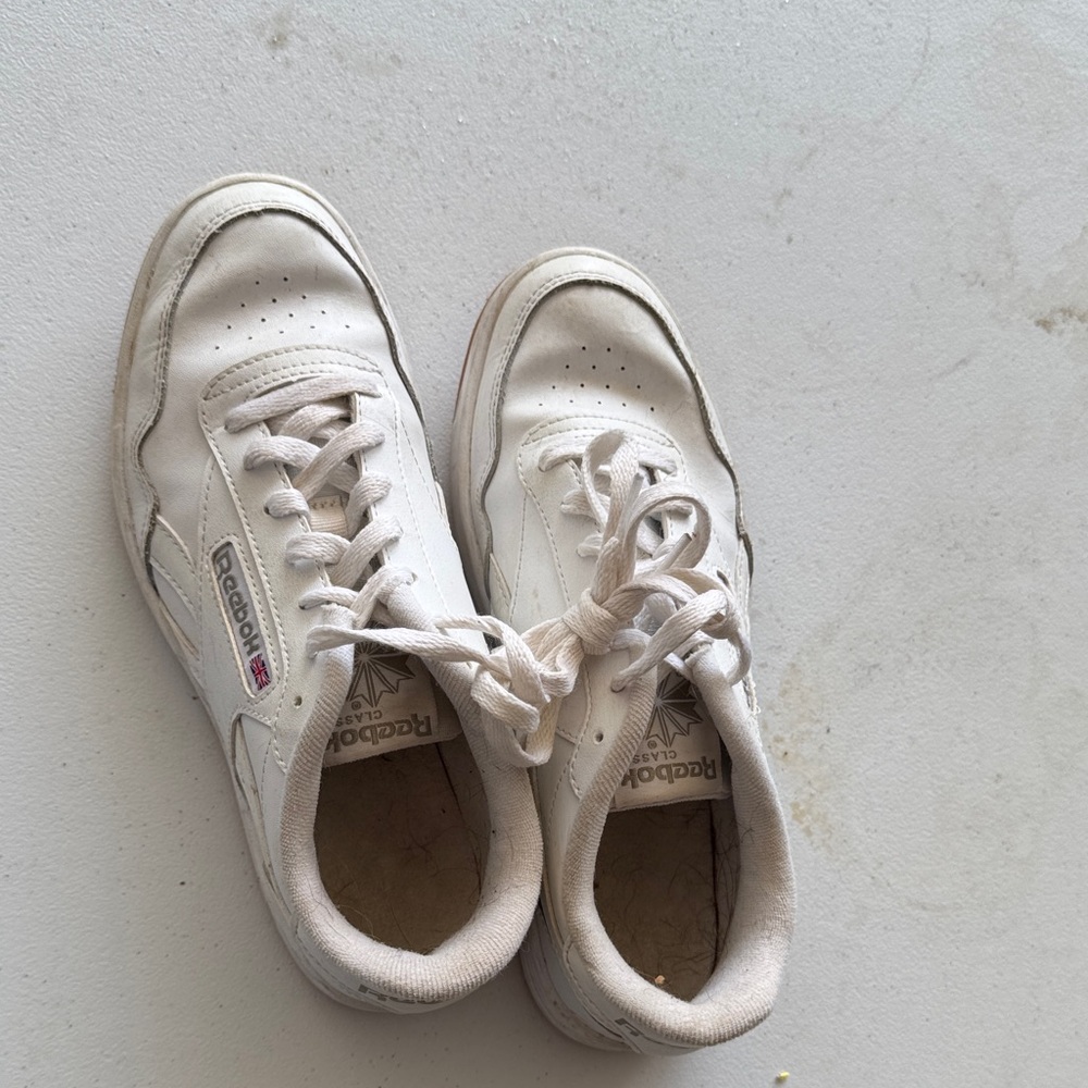 Reebok White Athletic Shoes